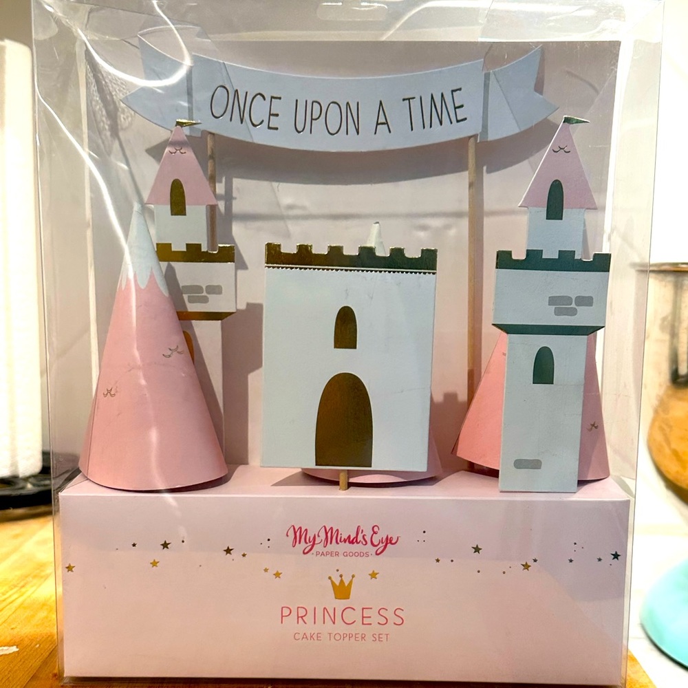My Mind’s Eye Princess Cake Topper